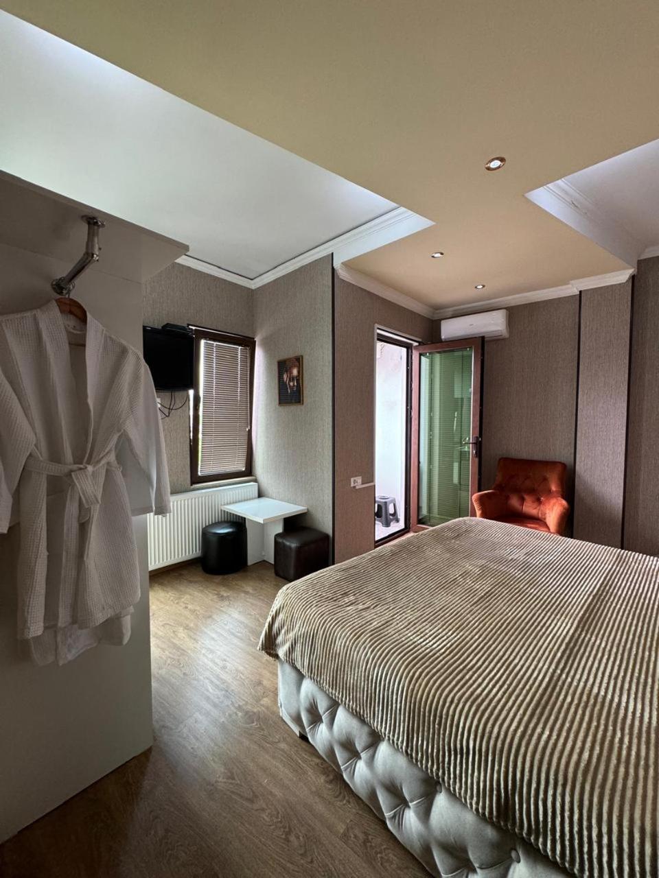 Hotel Aisi Kutaisi Zewnętrze zdjęcie