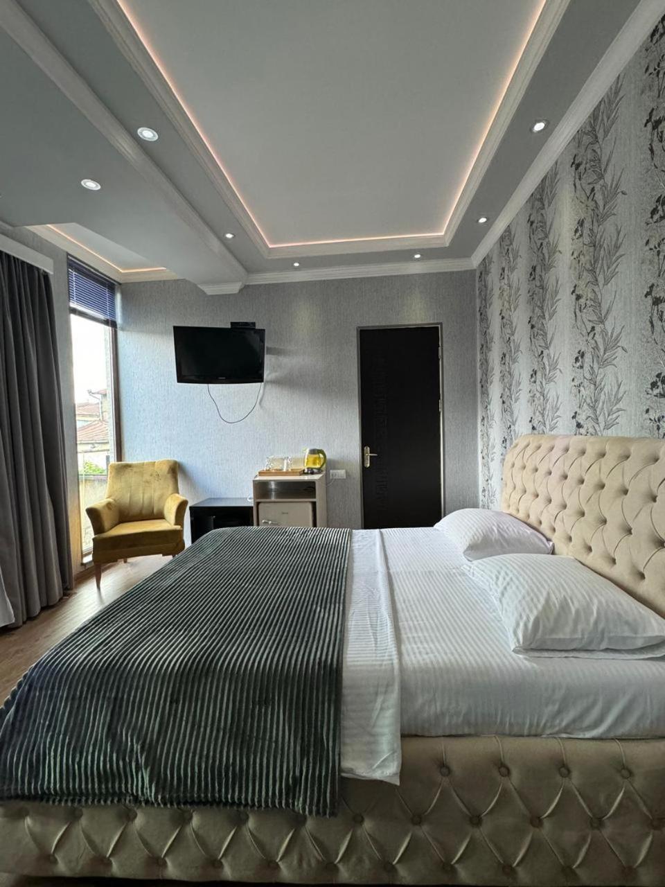 Hotel Aisi Kutaisi Zewnętrze zdjęcie