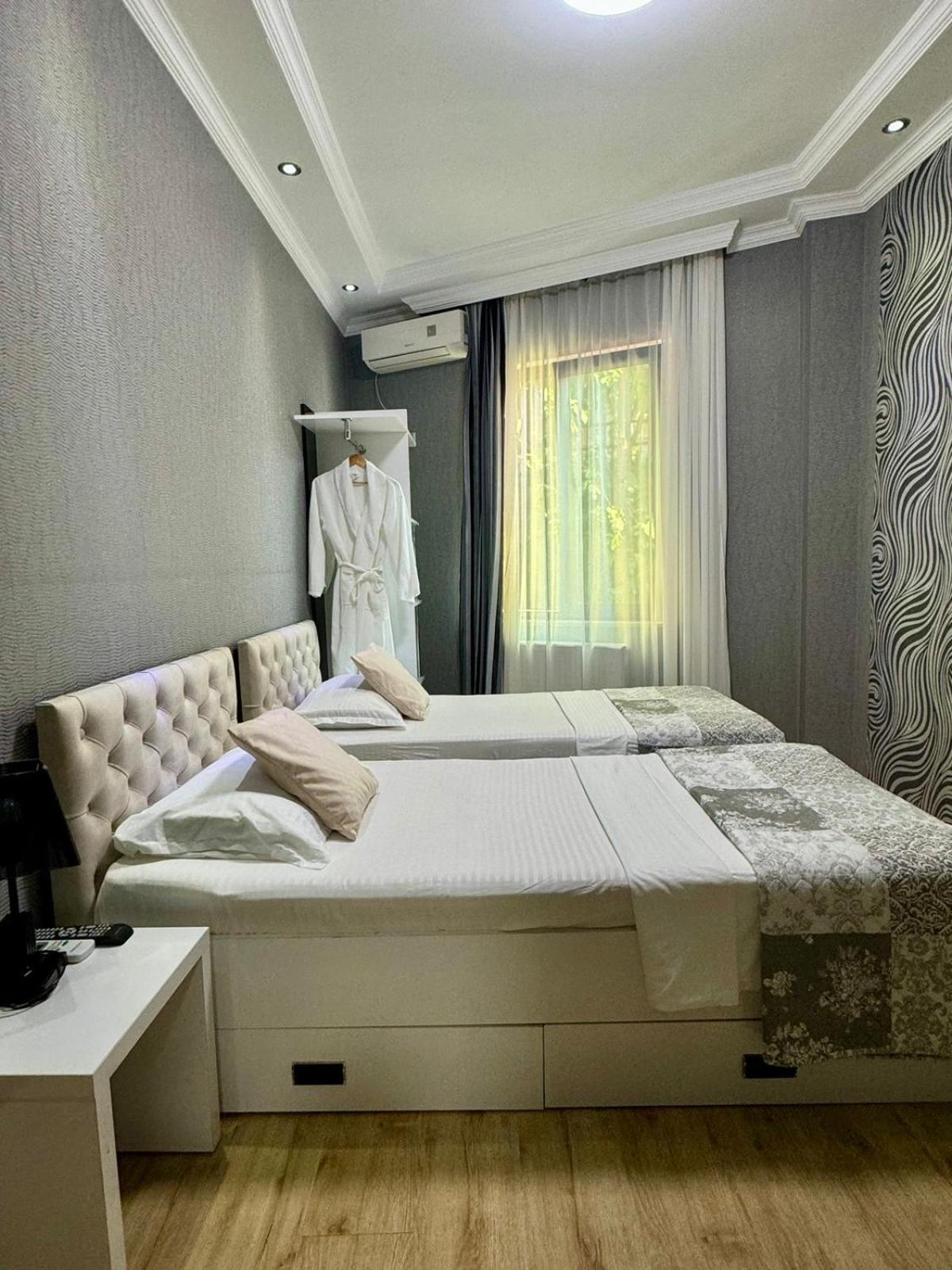 Hotel Aisi Kutaisi Zewnętrze zdjęcie